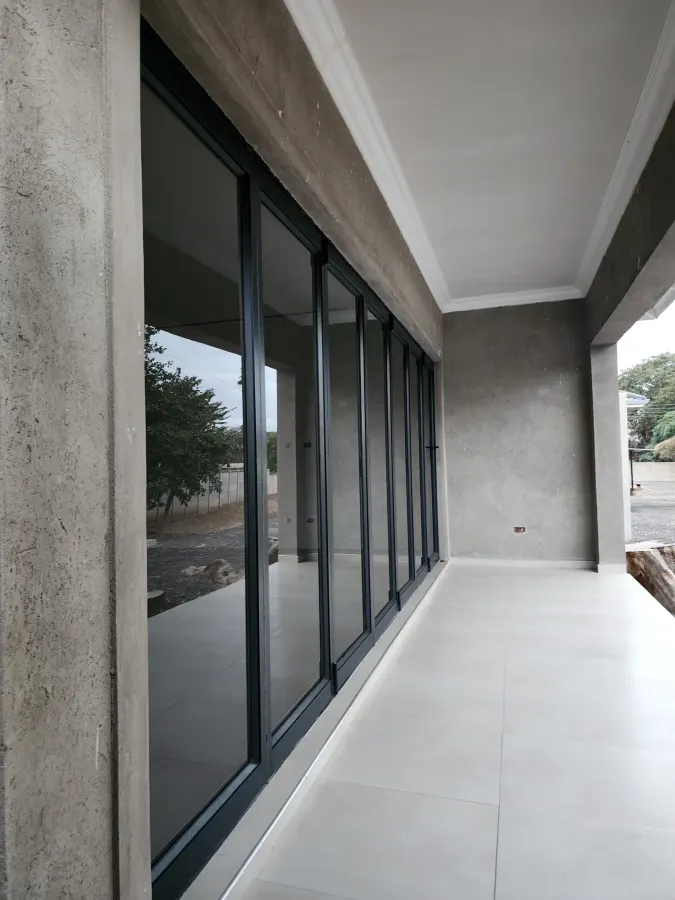 aluminium folding doors