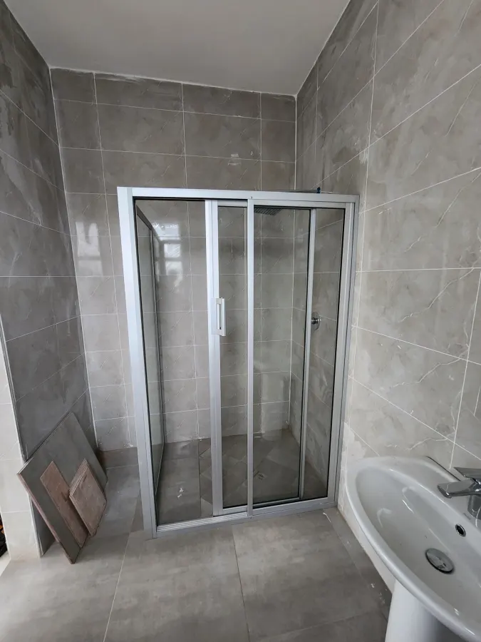 sliding shower cubicle st patricks